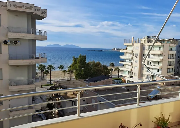 Johnny Apartament Vlore